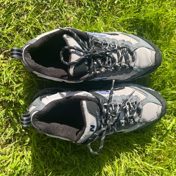 New Balance 476 Gray and Black Sneakers - Picture 9 of 12